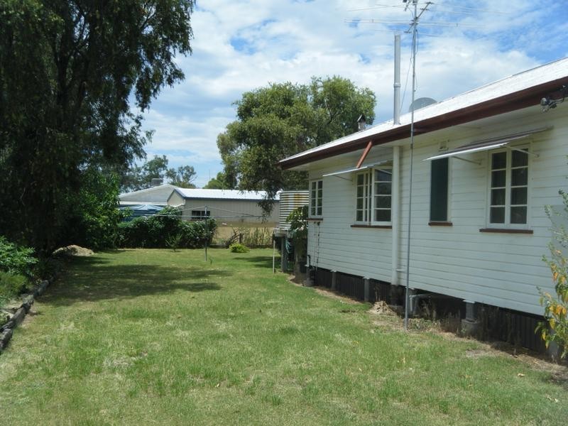 44 Kaboon STREET, Yelarbon QLD 4388