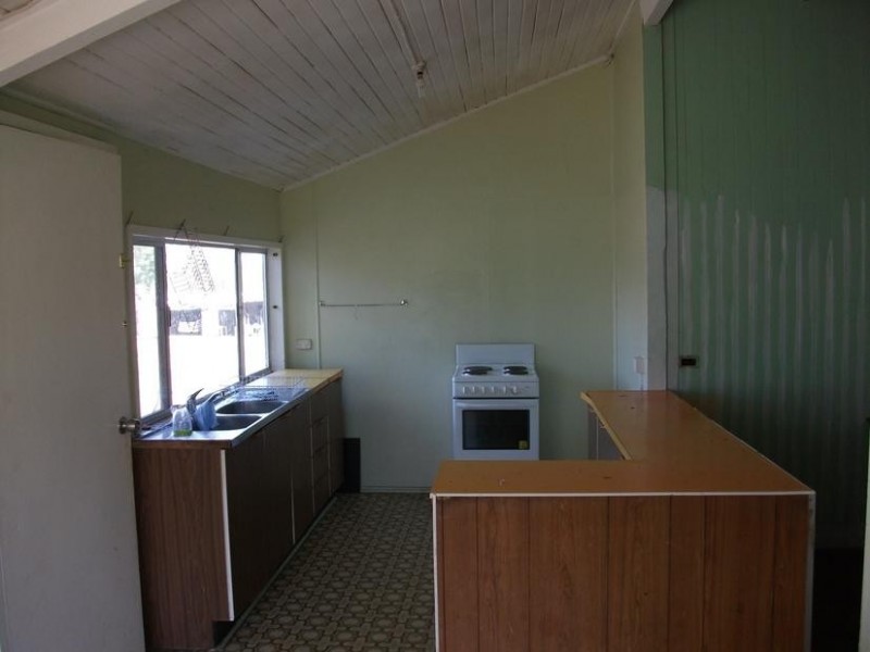 17 Malone St, Texas NSW 4385