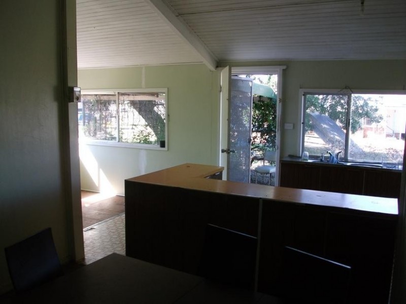 17 Malone St, Texas NSW 4385