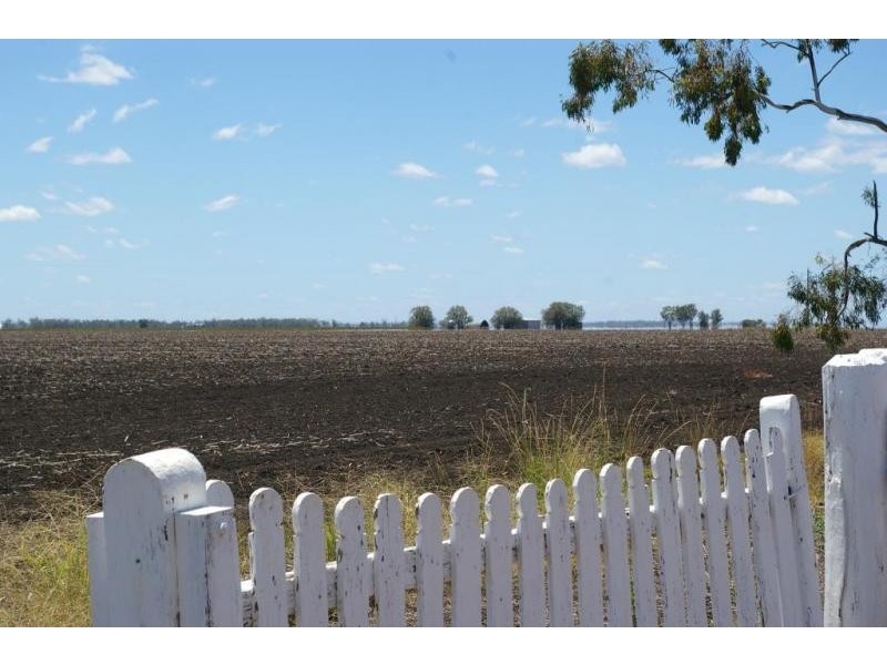 Cosgrove Rd, Dalby QLD 4405