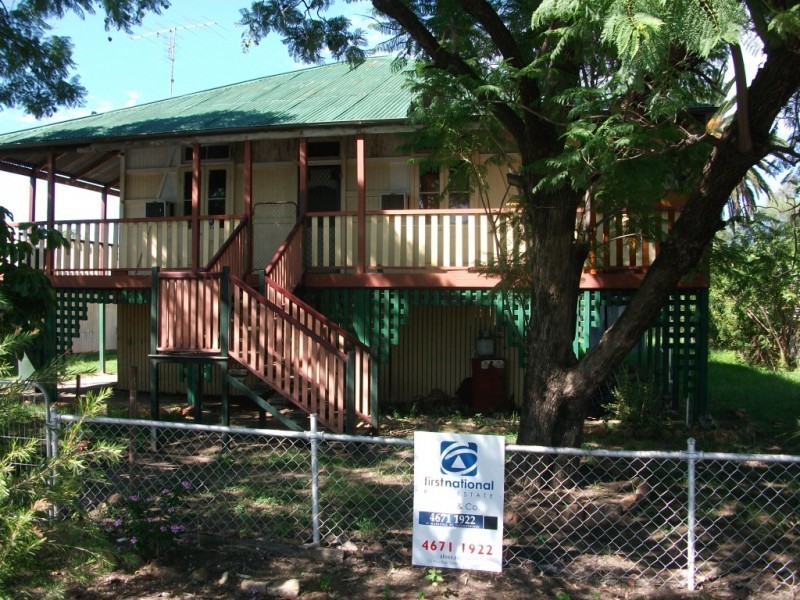 8 Taloom St, Yelarbon QLD 4388