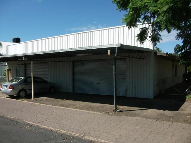 8 Taloom St, Yelarbon QLD 4388