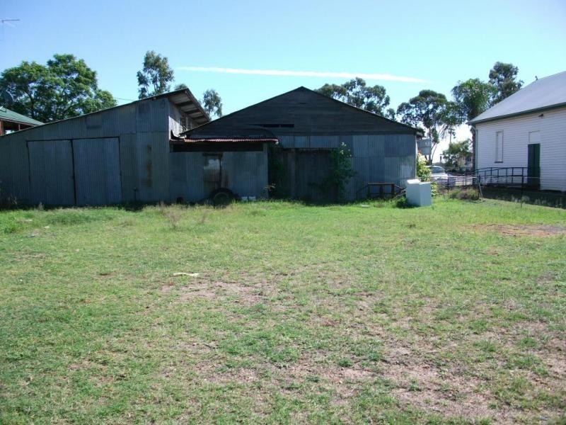 8 Taloom St, Yelarbon QLD 4388