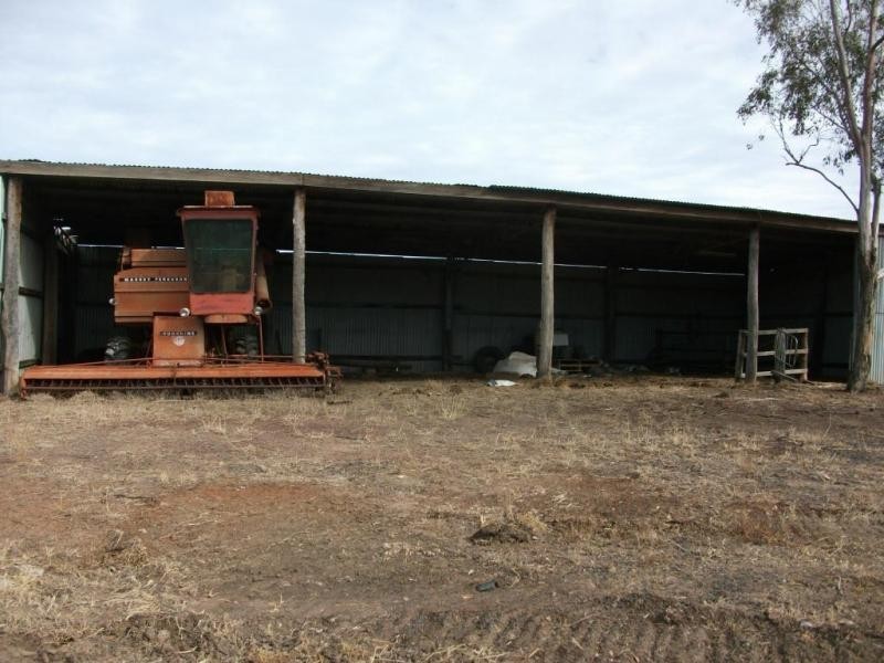 5614 Surat Development Rd, Glenmorgan QLD 4423