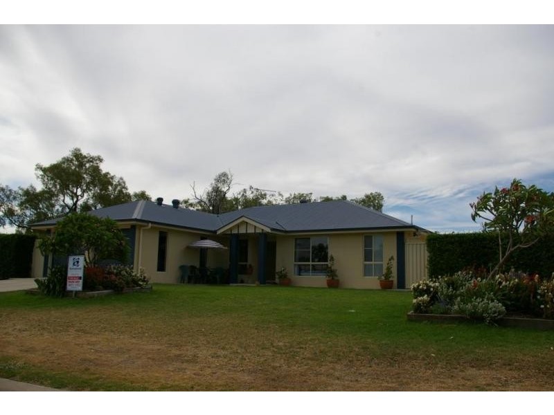 7 James Norman, Goondiwindi QLD 4390