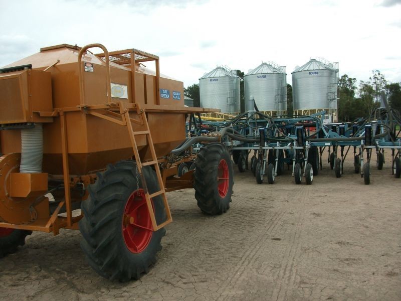 2 Woodcocks Rd, Yelarbon QLD 4388