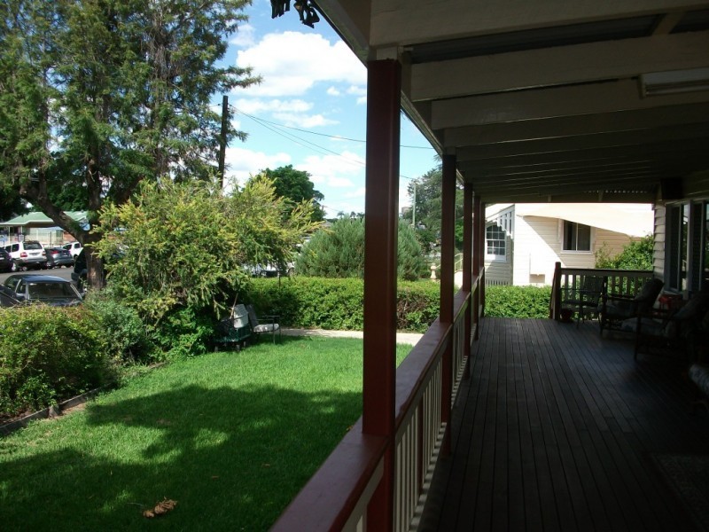 8 Marshall St, Goondiwindi QLD 4390