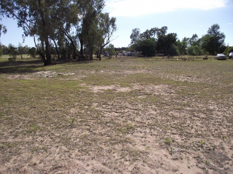 11 Beach St, Bungunya QLD 4494