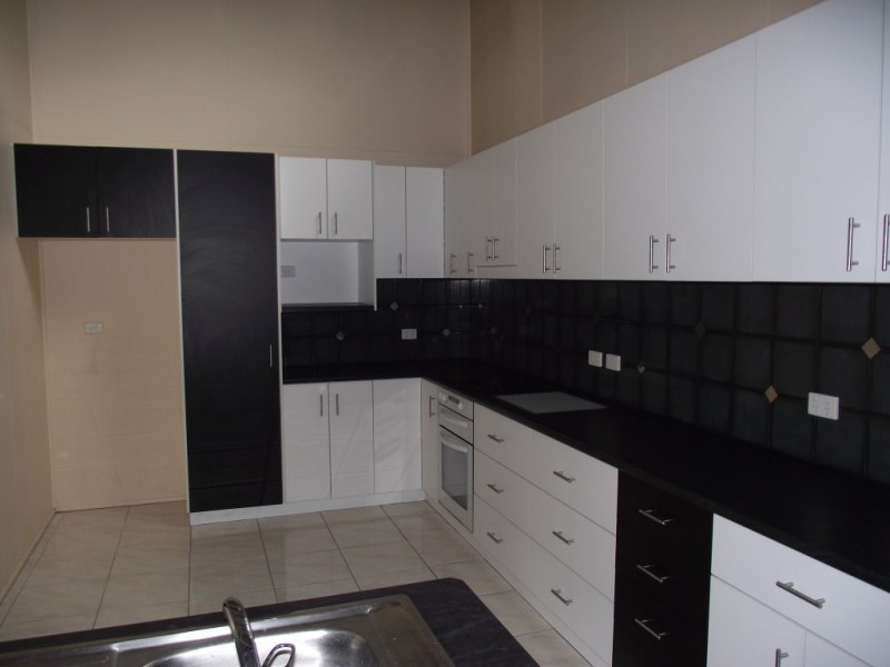 11 Gibson St, Goondiwindi QLD 4390