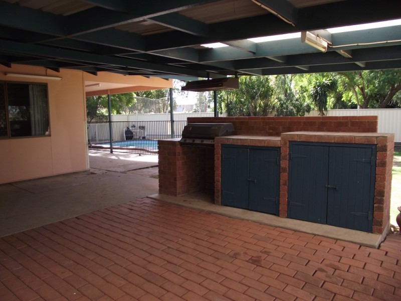 11 Gibson St, Goondiwindi QLD 4390