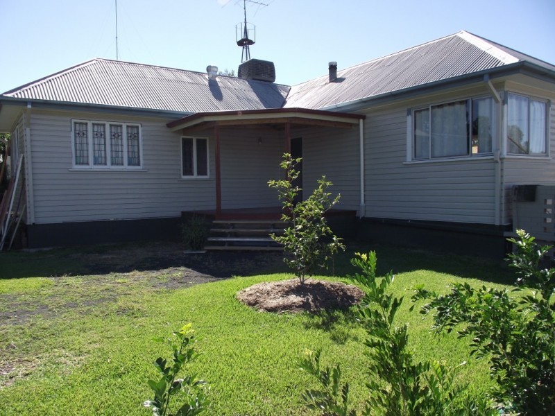 52 McLean St, Goondiwindi QLD 4390