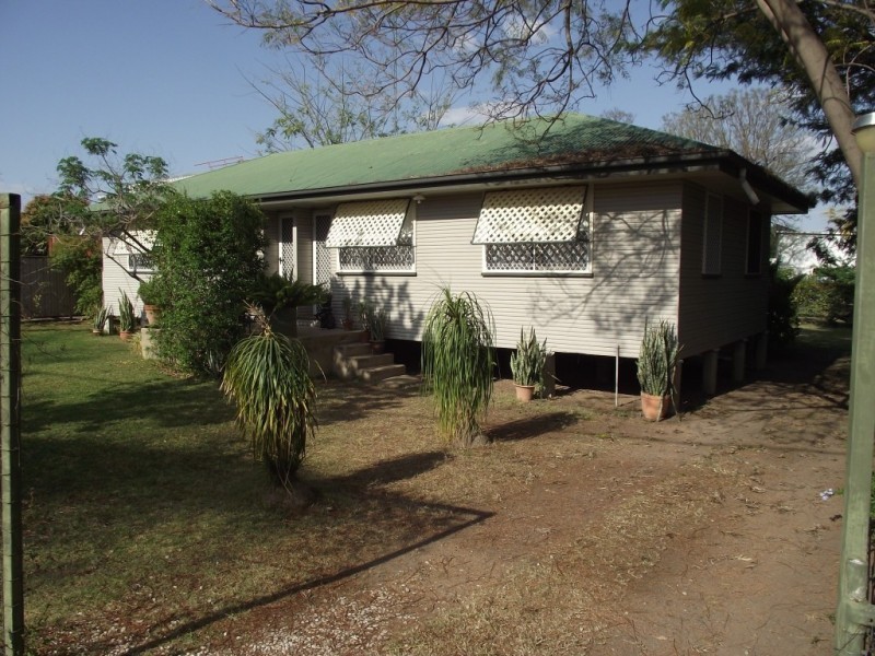 45 Elizabeth Dr, Goondiwindi QLD 4390