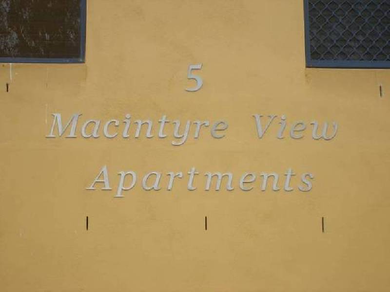 1/5 Macintyre Street, Goondiwindi QLD 4390