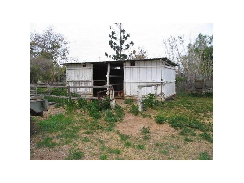 1 & 2 Bengalla Street, Yelarbon QLD 4388