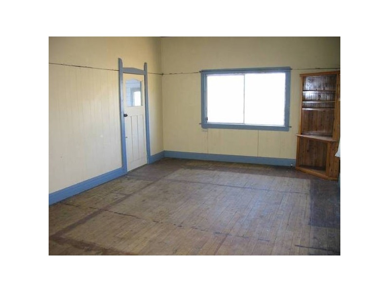 33 Bengalla Street, Yelarbon QLD 4388