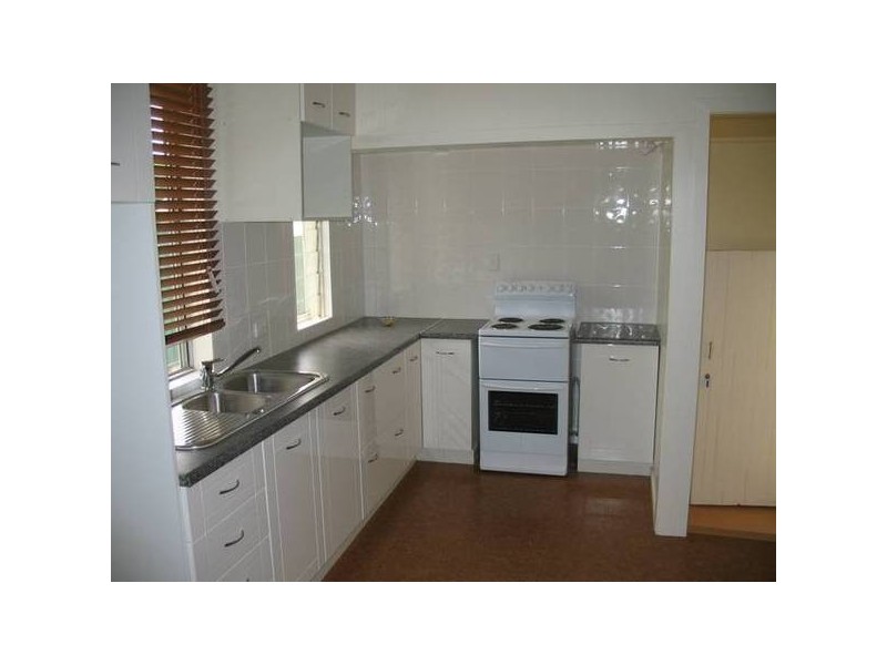 16 De Lacy Street, Goondiwindi QLD 4390