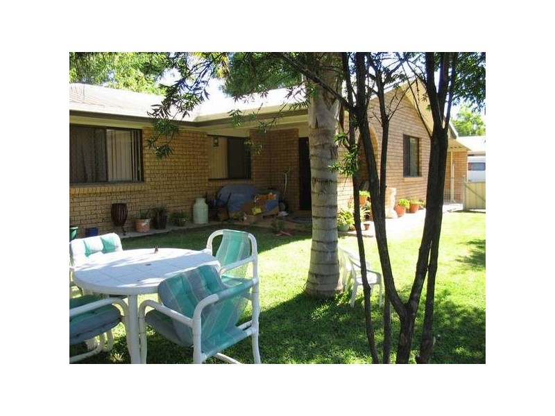 2/44 Sandhurst St, Goondiwindi QLD 4390