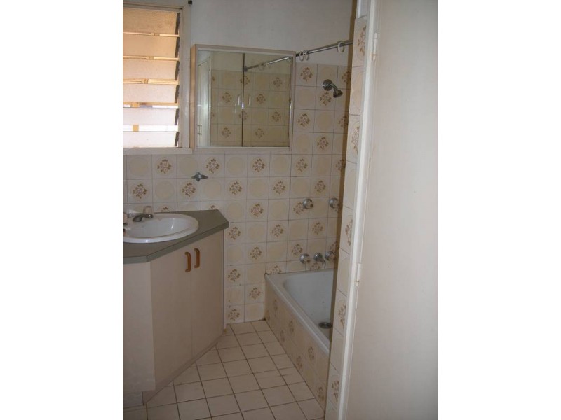 45 Lagoon Street, Goondiwindi QLD 4390