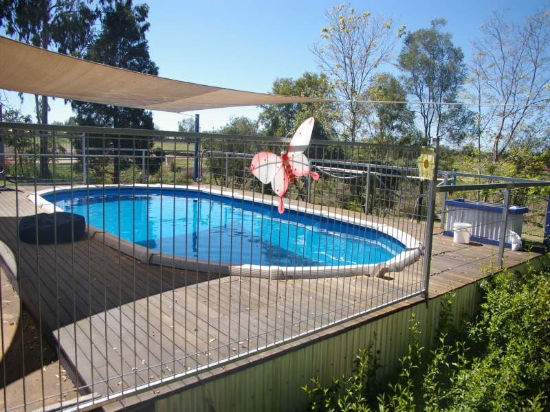 10 Gibson, Goondiwindi QLD 4390