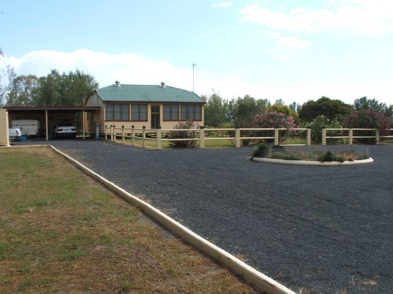 25 Racecourse Road, Goondiwindi QLD 4390