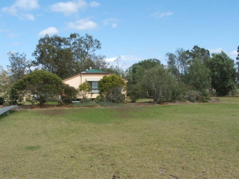 25 Racecourse Road, Goondiwindi QLD 4390