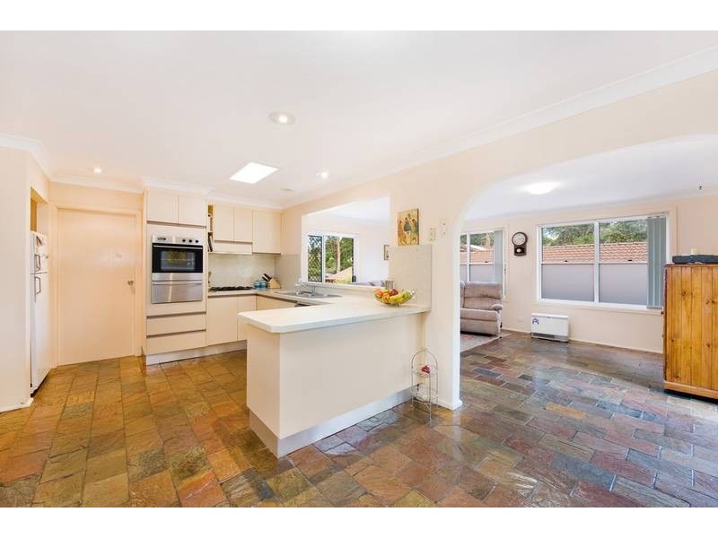 6 Curragundi Avenue, Belrose NSW 2085