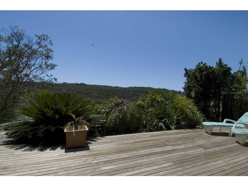 4 Barnes Road, Frenchs Forest NSW 2086