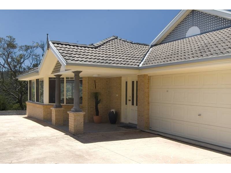 4 Barnes Road, Frenchs Forest NSW 2086