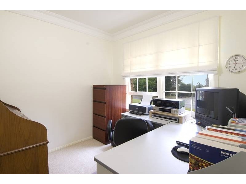 16 Munnumba Avenue, Belrose NSW 2085