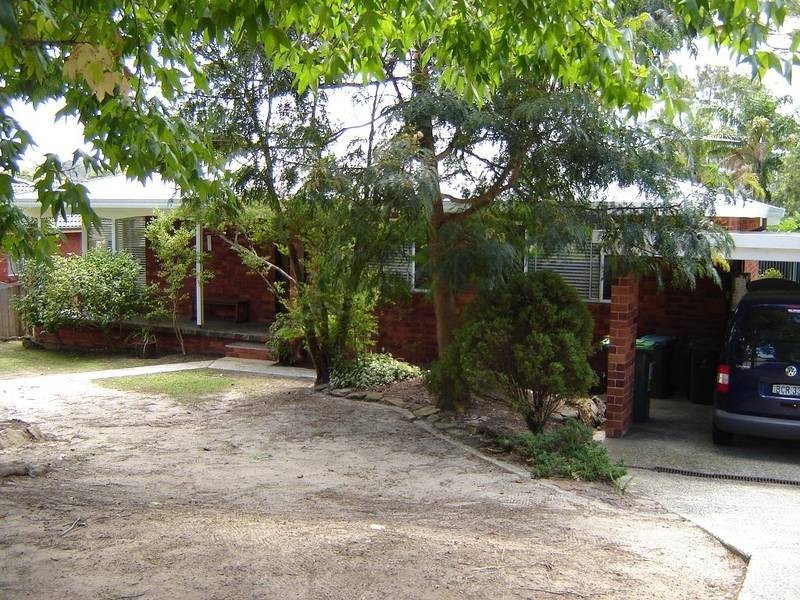 4 LADY DAVIDSON CIRCUIT, Forestville NSW 2087