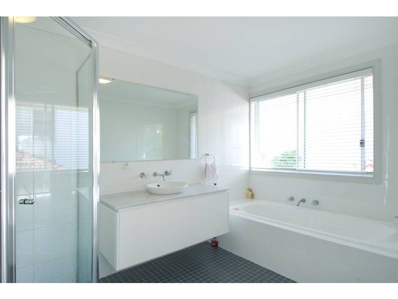 28 Seaview Parade, Belrose NSW 2085