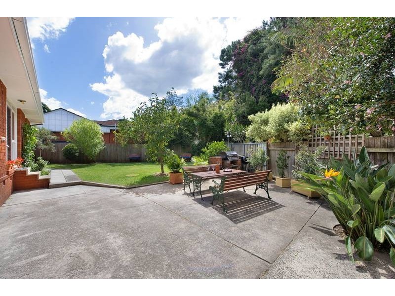 22 Blackbutts Road, Frenchs Forest NSW 2086