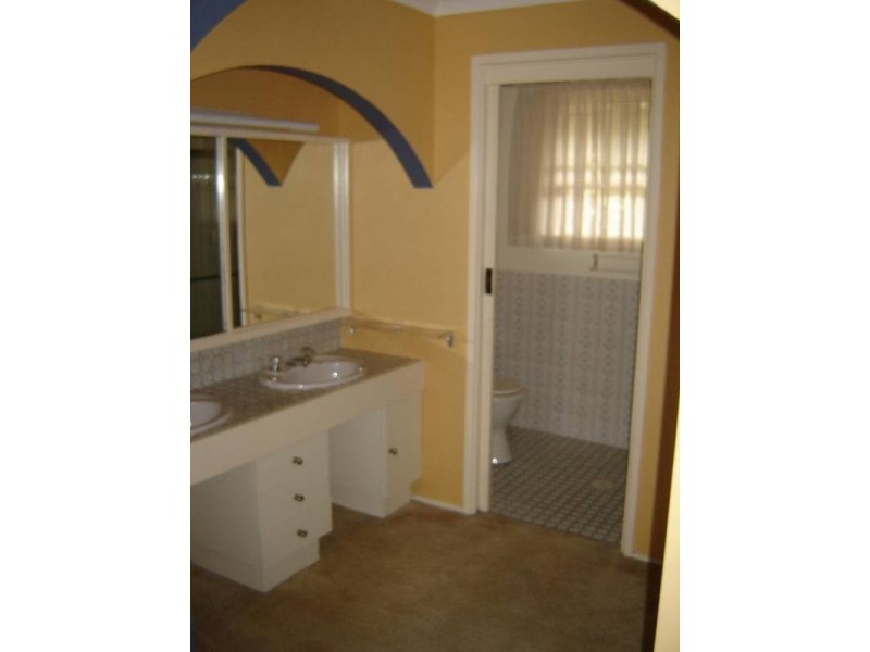 50 SIR THOMAS MITCHELL DRIVE, Davidson NSW 2085