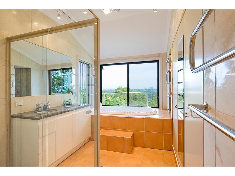 9 ALT CRESCENT, Davidson NSW 2085