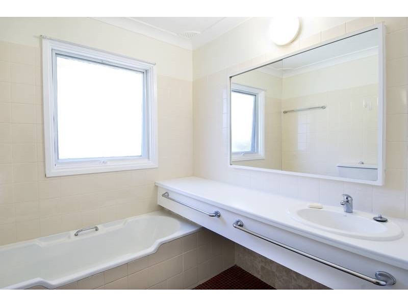 44 Knightsbridge Avenue, Belrose NSW 2085