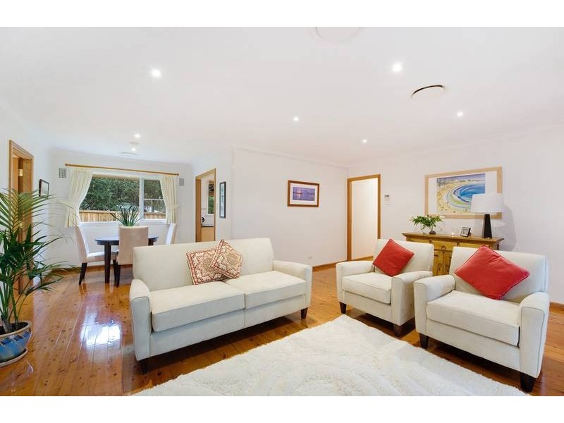 11 Castle Crescent, Belrose NSW 2085