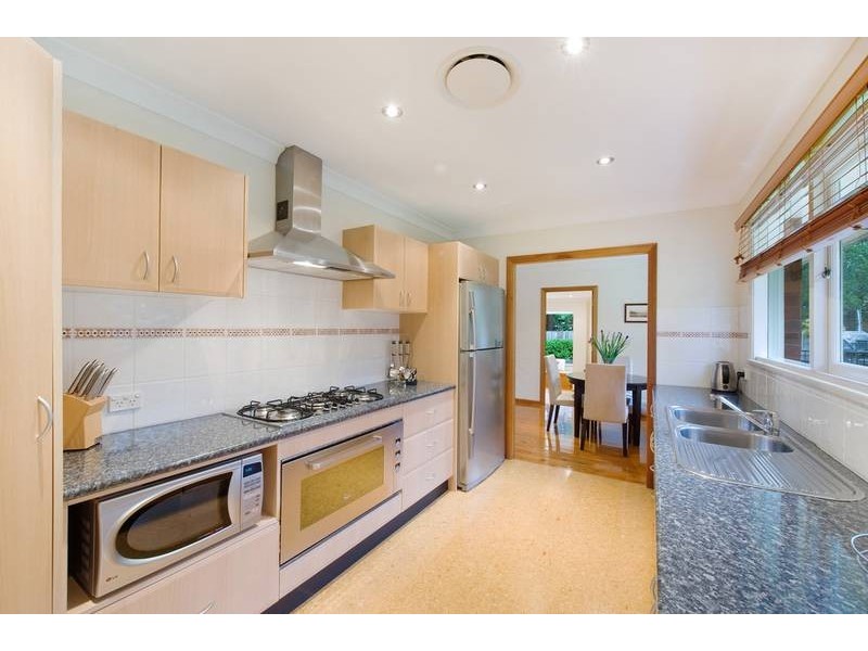 11 Castle Crescent, Belrose NSW 2085