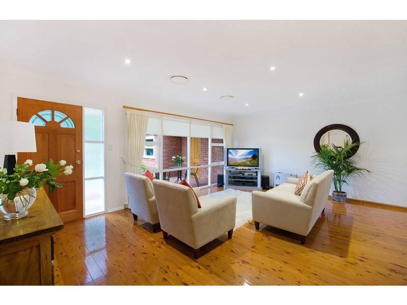 11 Castle Crescent, Belrose NSW 2085