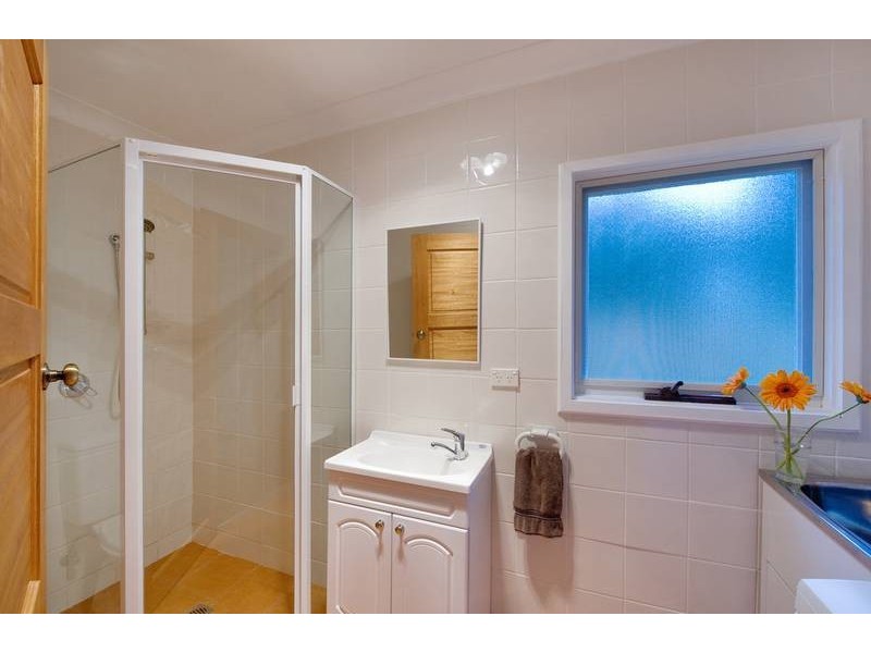 11 Castle Crescent, Belrose NSW 2085