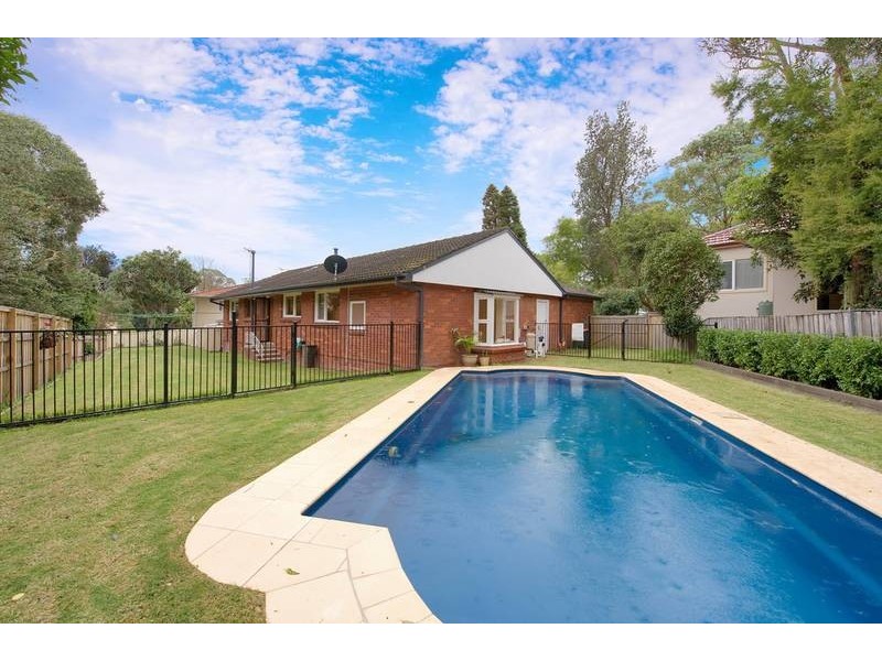 11 Castle Crescent, Belrose NSW 2085