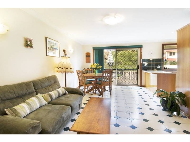 4 Noorong Avenue, Frenchs Forest NSW 2086