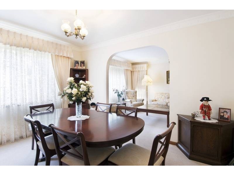 4 Noorong Avenue, Frenchs Forest NSW 2086