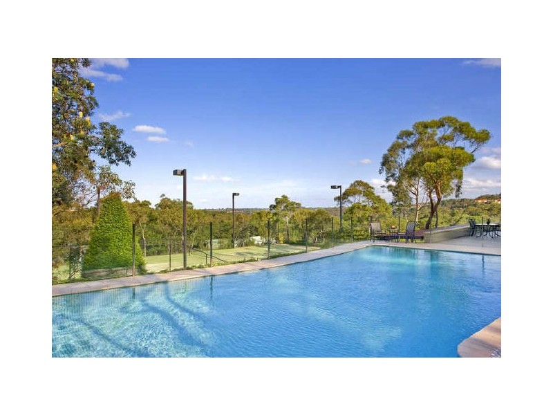 33 HILVERSUM CRESCENT, Belrose NSW 2085