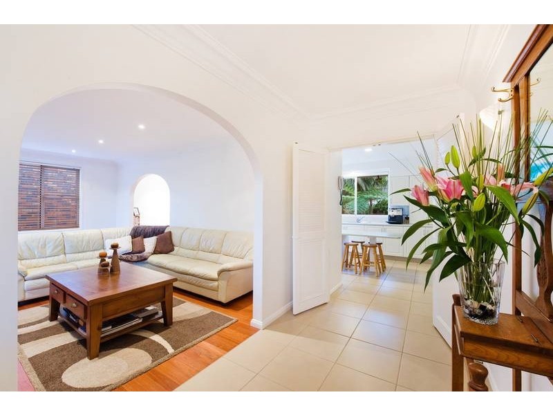 19 Halloran Avenue, Davidson NSW 2085