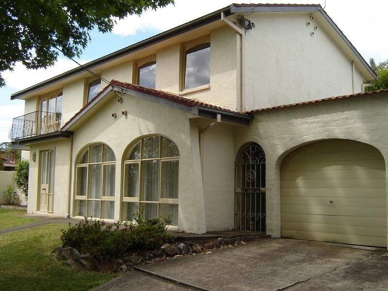 4 RICHTER CRESCENT, Davidson NSW 2085