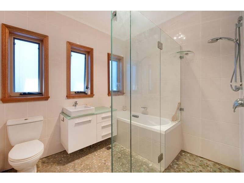 31 Parr Parade, Narraweena NSW 2099