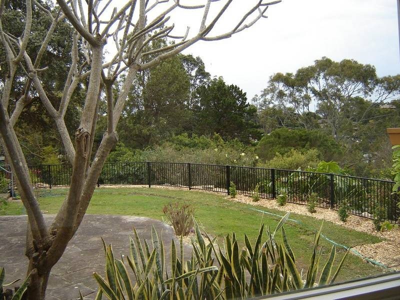 5 THE LEE, Middle Cove NSW 2068