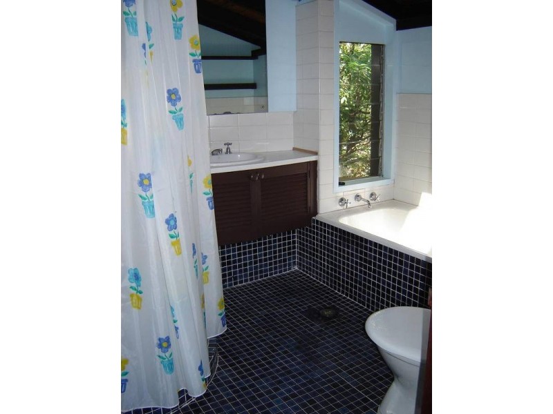 6 DUNEBA PLACE, Frenchs Forest NSW 2086