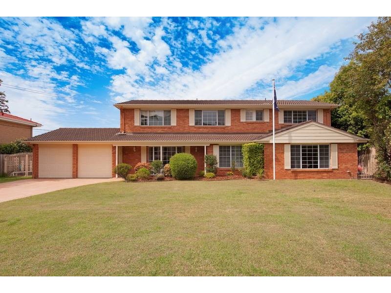 23 Fiona Street, Belrose NSW 2085