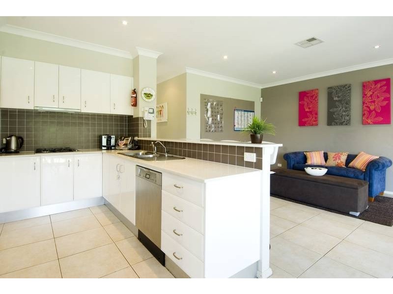 17 Simpson Street, Belrose NSW 2085